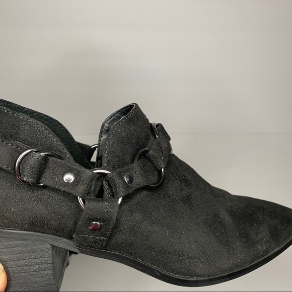 Carlos by Carlos Santana Black Vegan Suede Pointer Ankle Booties - Picture 7 of 13